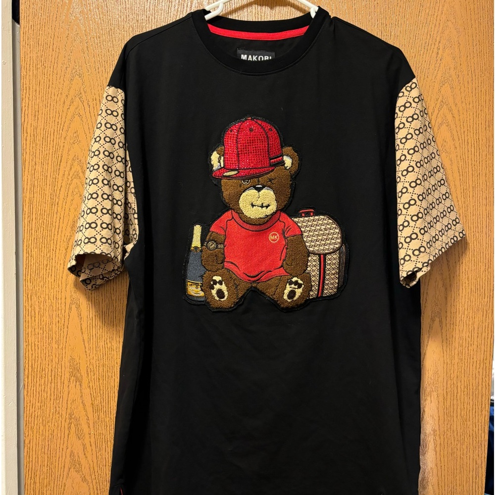 Black Makobi men’s shirt size 2x